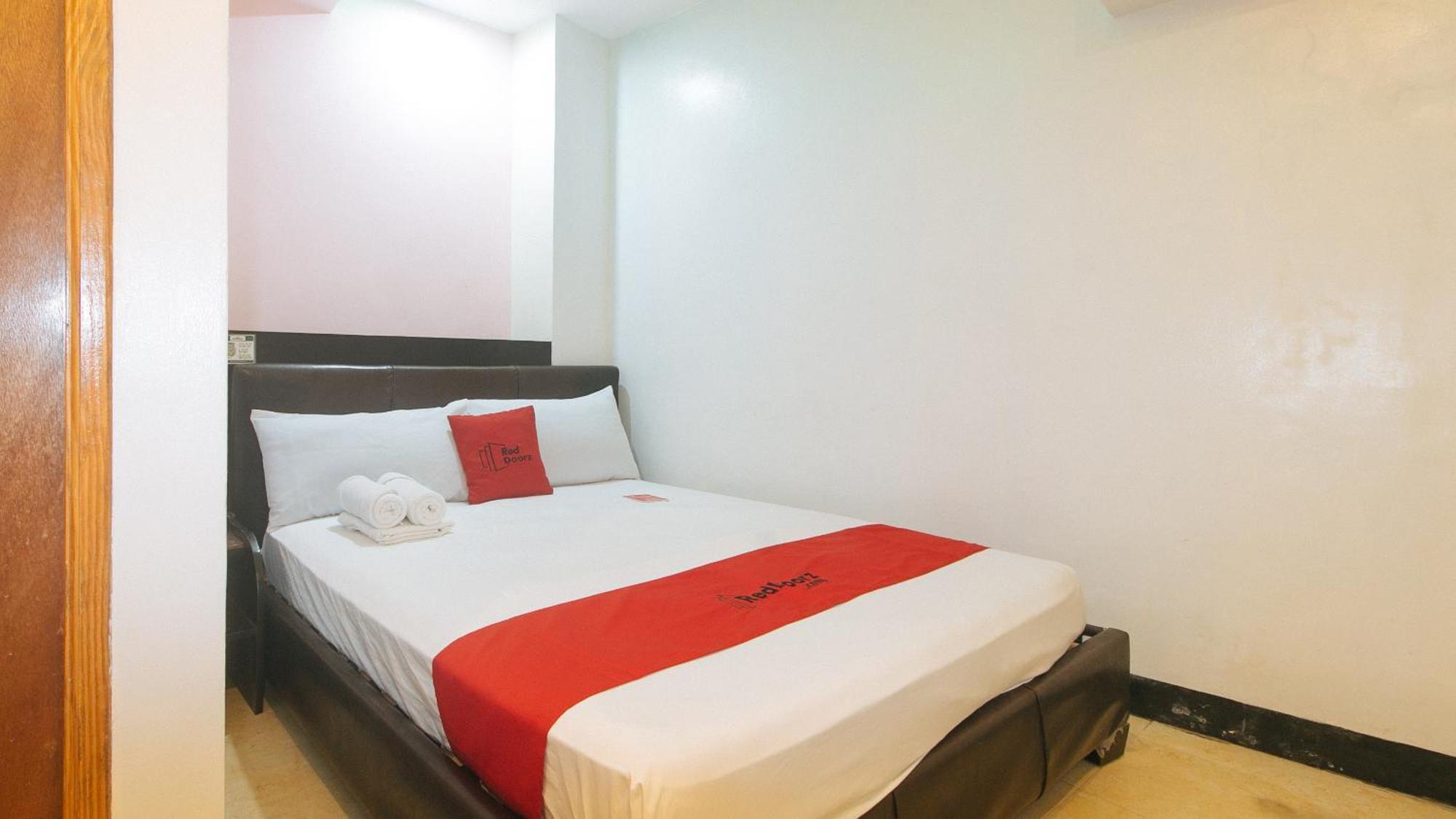 Reddoorz At Ranchotel Alabang Muntinlupa City Exterior foto